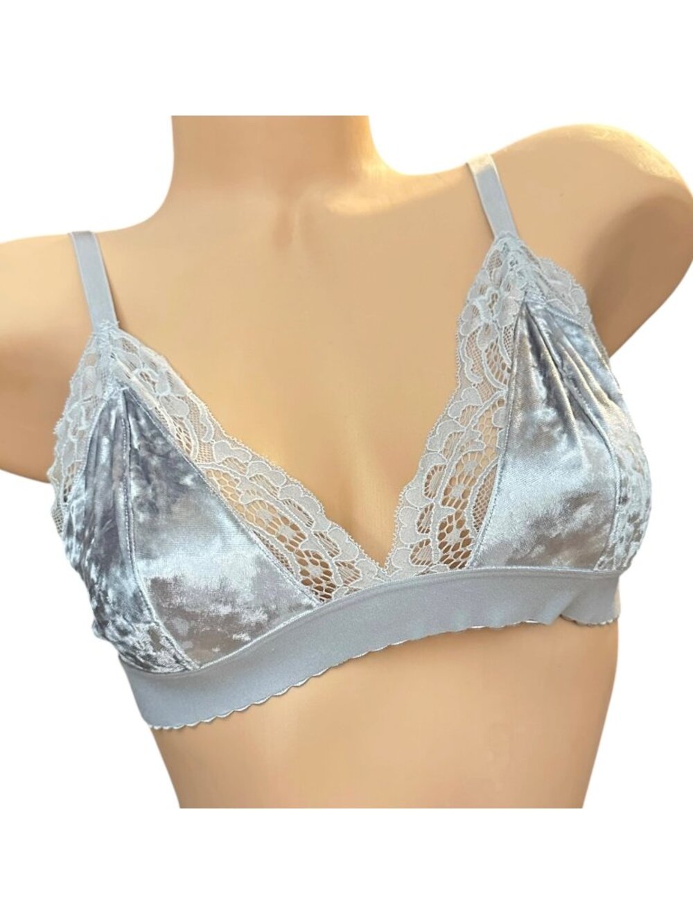 H&M Velvet & Lace Bralette Medium Light Gray Size Medium